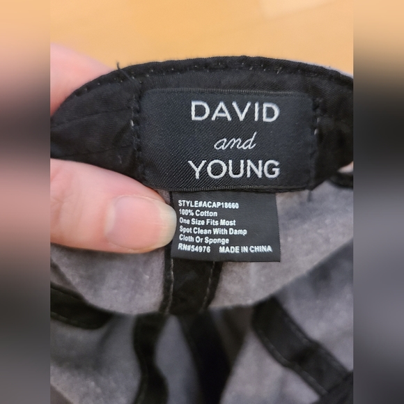4 David and Young hats - Picture 3 of 10